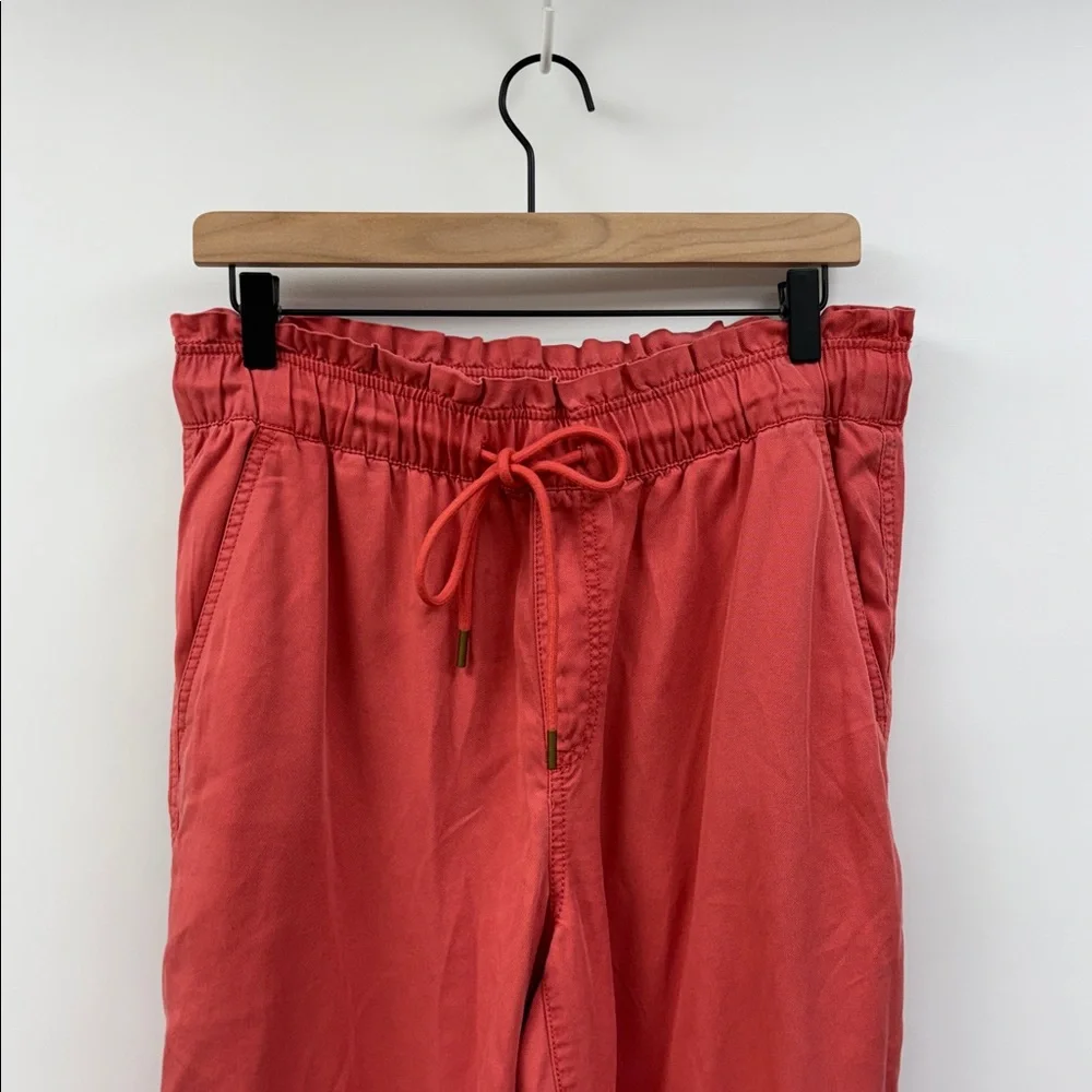 Ann Taylor LOFT High Rise Paperbag Tapered Pant Minimalist Coral Red Medium - Picture 3 of 8